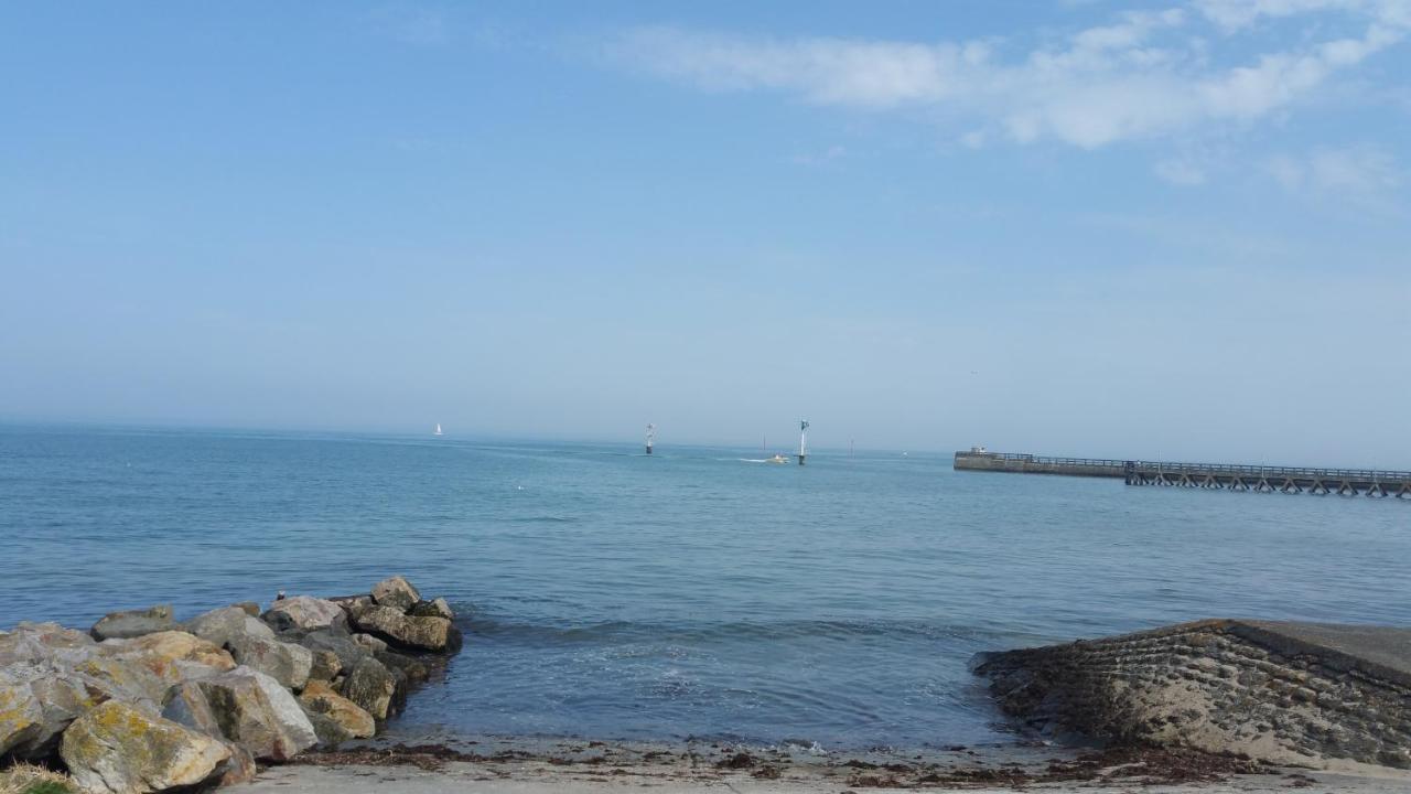 Petite Maison De Vacance Holiday home Grandcamp-Maisy